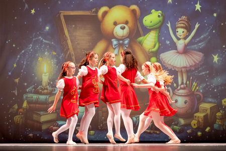 BALET- ČAROVNIJA V OTROŠKI SOBI 24.5.2025 - Valter Leban-6497